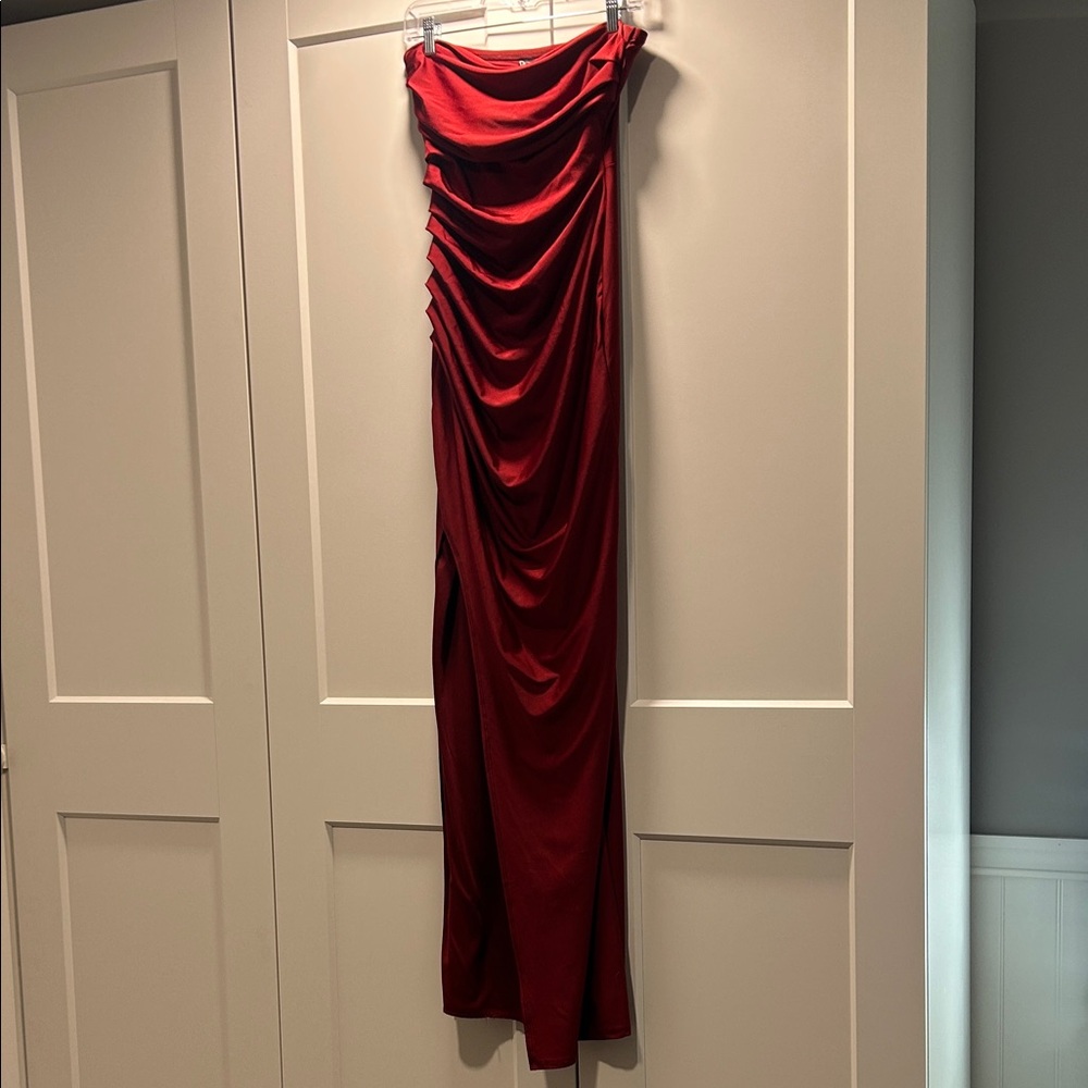 Windsor Rich Burgundy Fabric